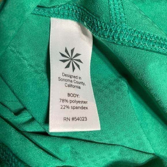 𝅺athleta M Workout Crop Leggings Green. - Picture 6 of 10